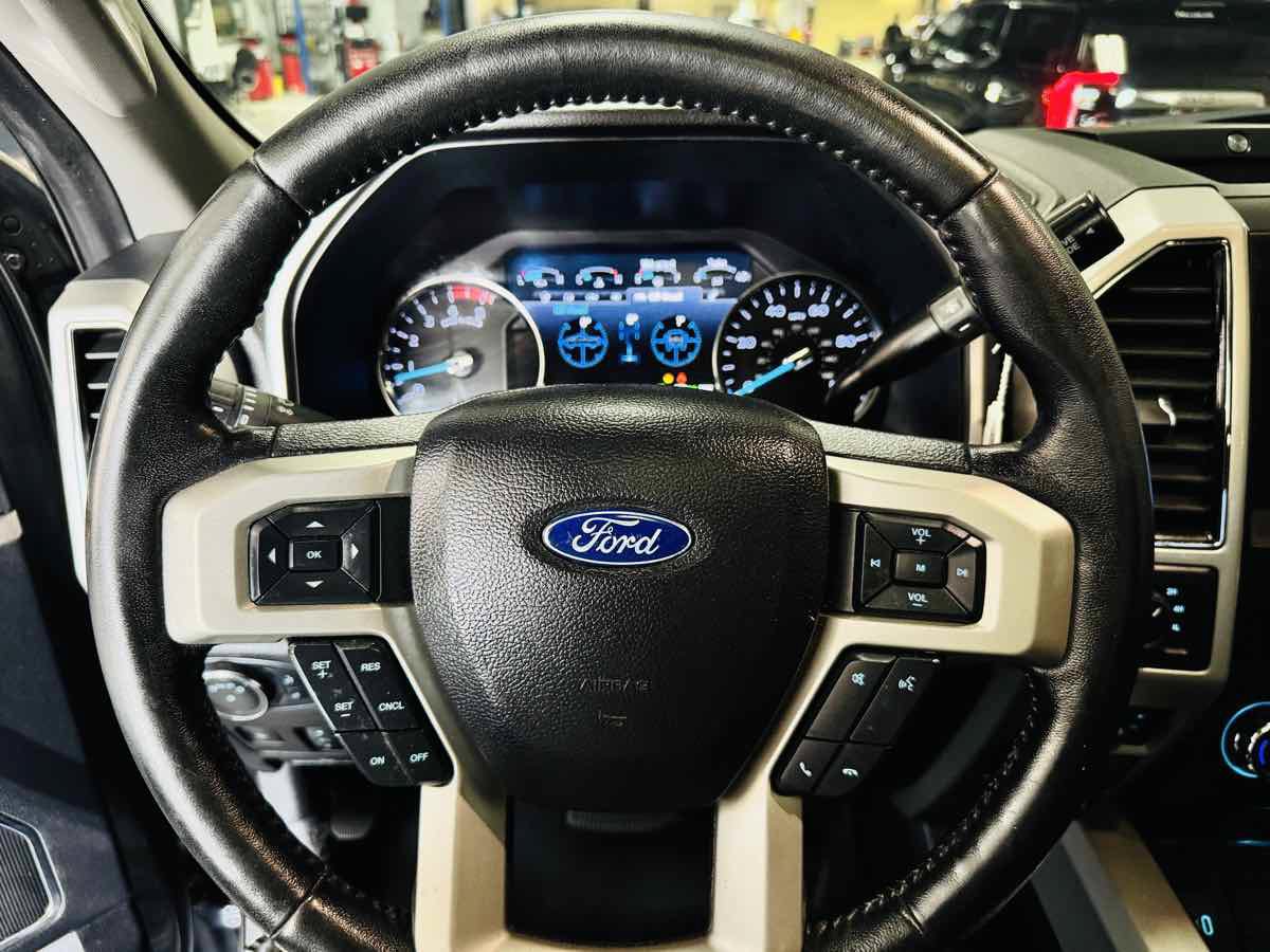 Used 2020 Ford F450 Lariat w/ Lariat Ultimate Package AWD/4WD image 26