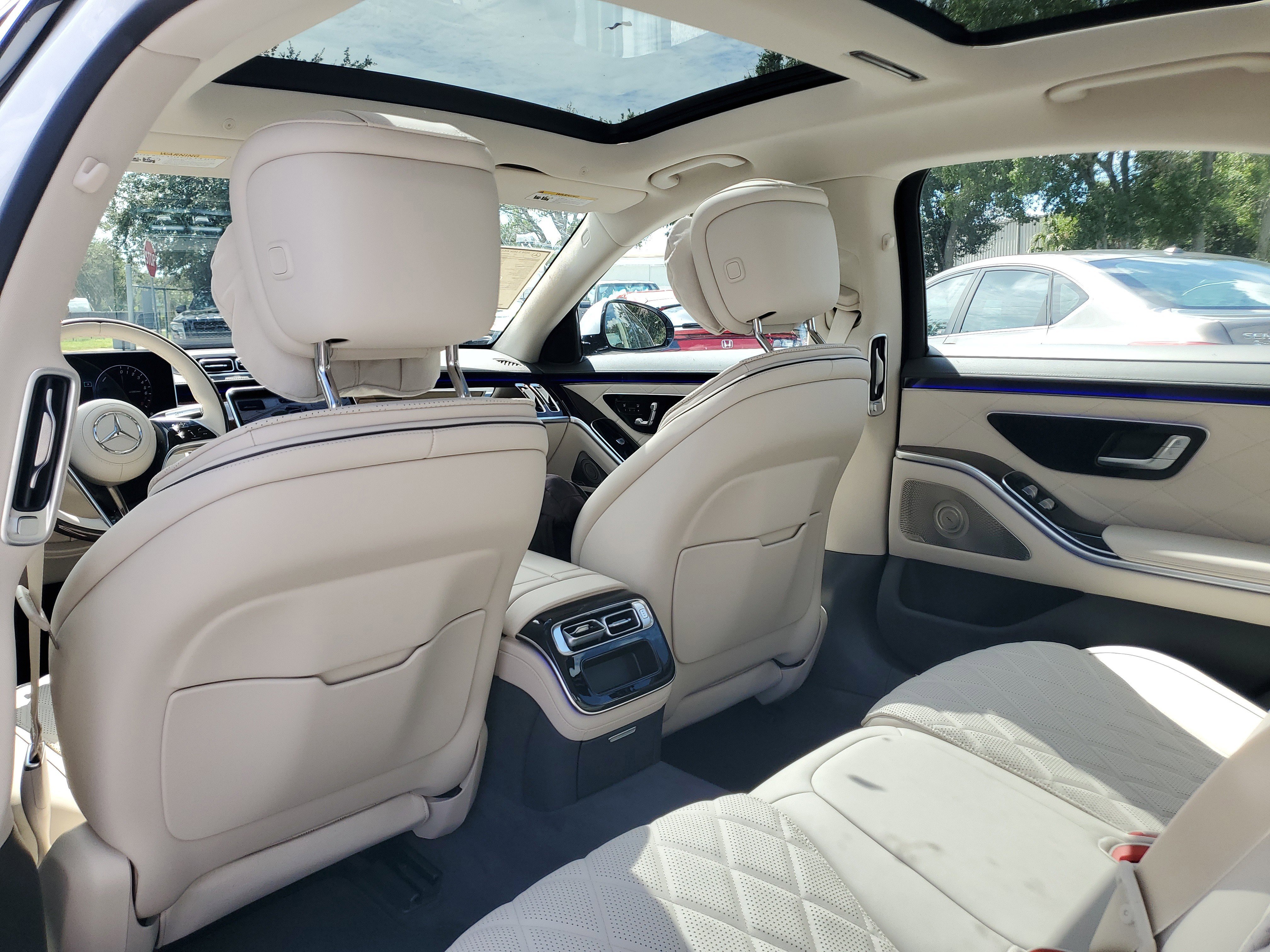 New 2026 Mercedes-Benz S 580e 4MATIC Sedan image 12