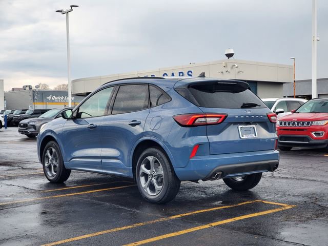 Used 2024 Ford Escape ST-Line w/ Tech Pack #1 AWD/4WD image 4