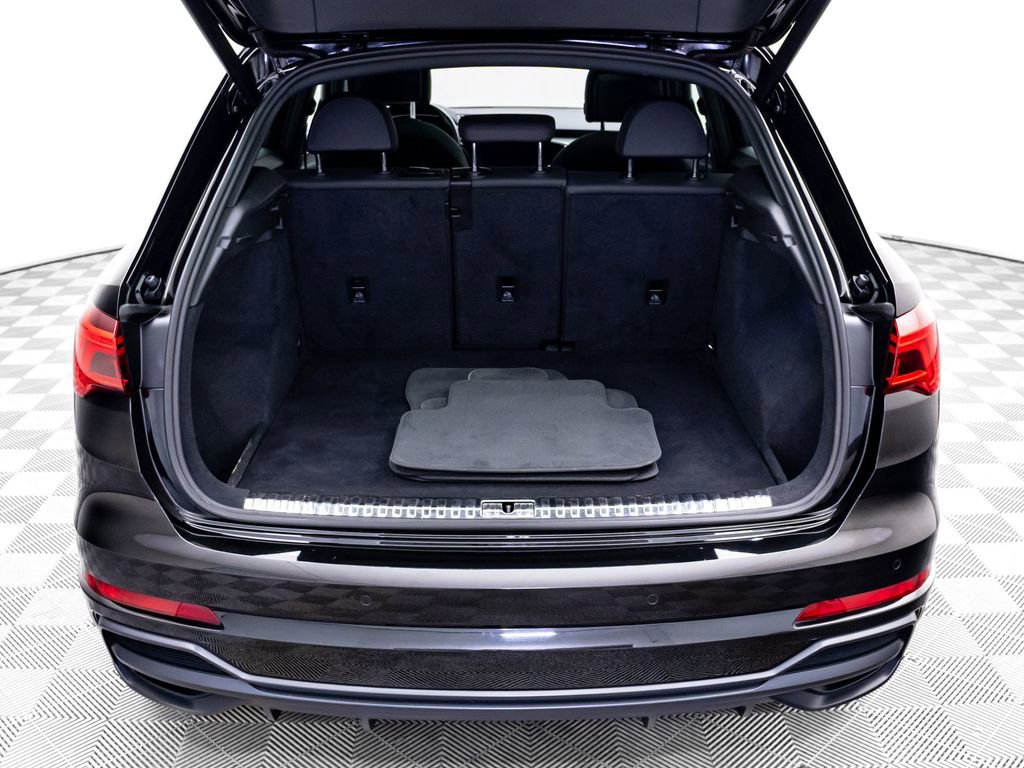 Used 2021 Audi Q3 2.0T Premium w/ Convenience Package image 31