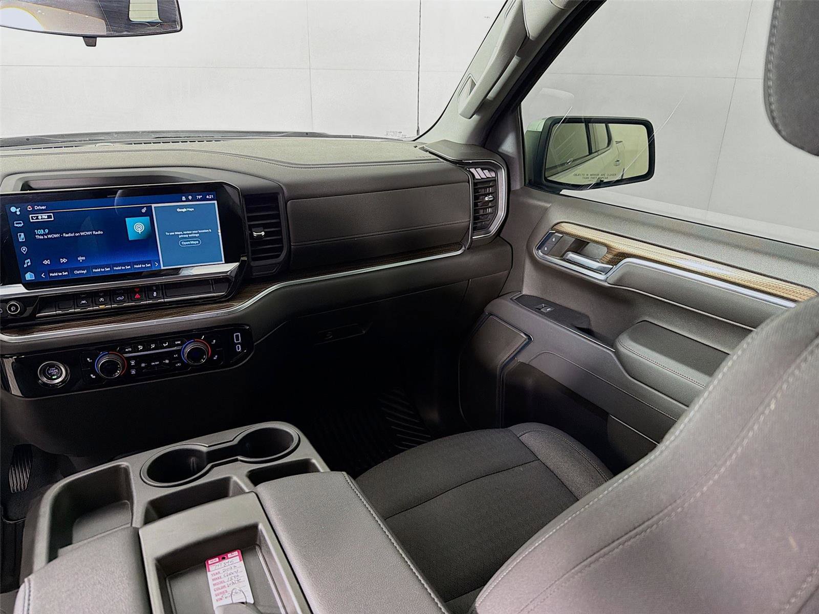 Used 2022 Chevrolet Silverado 1500 LT AWD/4WD image 23