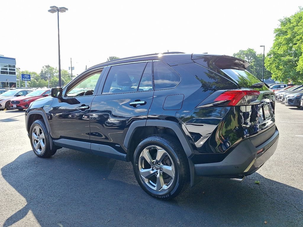 Used 2019 Toyota RAV4 Limited image 4