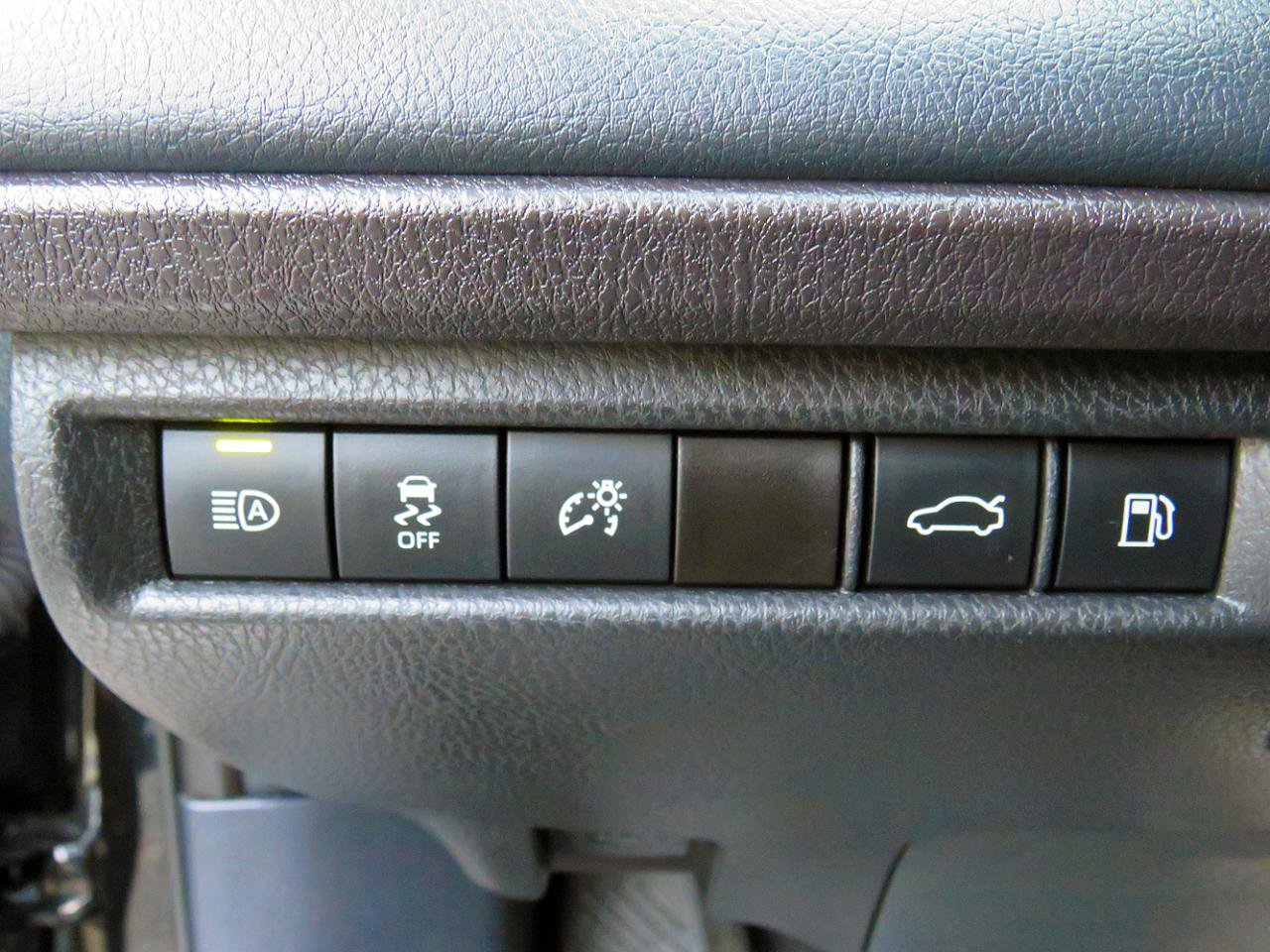 Used 2025 Toyota Camry XSE image 26