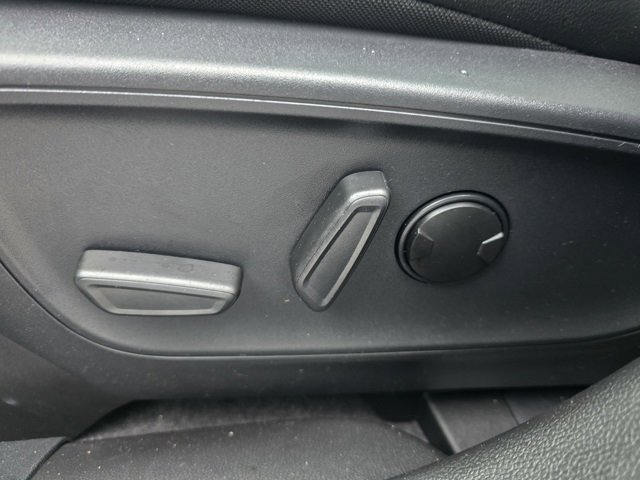 New 2026 Ford Escape SE w/ PHEV Premium Package image 19