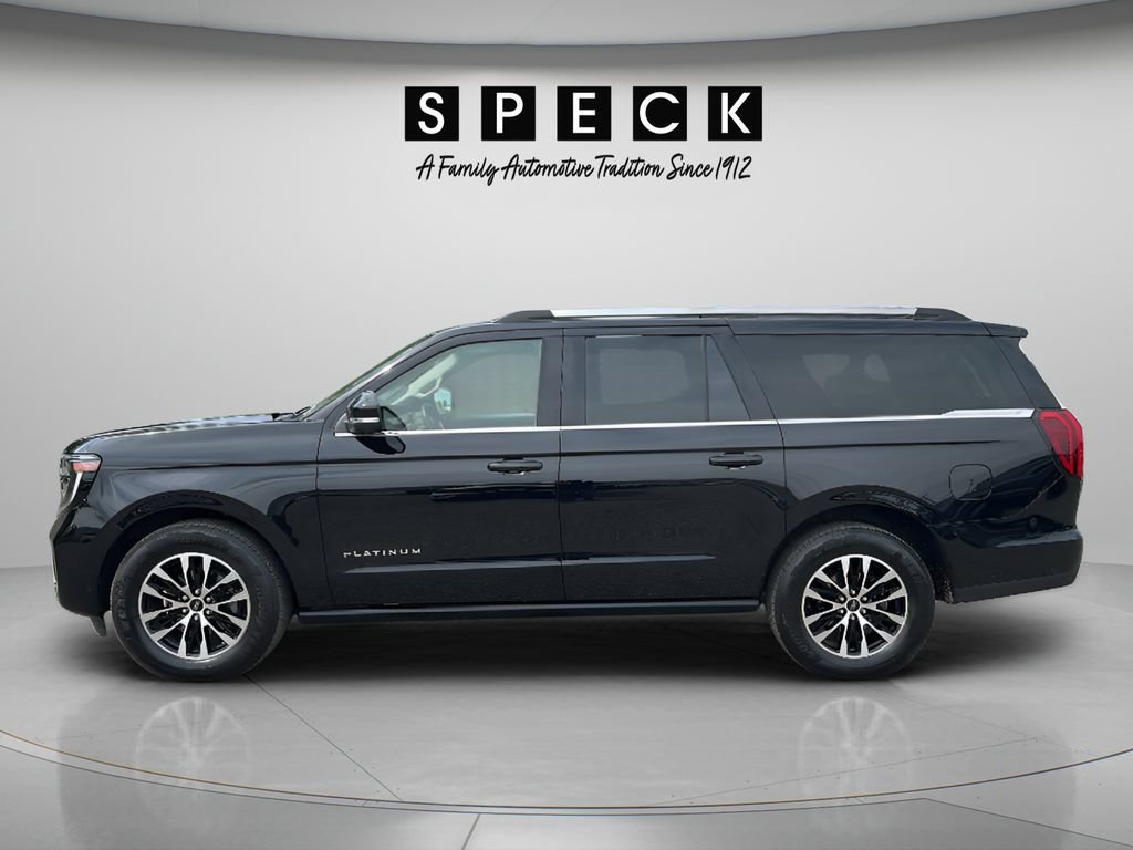Used 2025 Ford Expedition Max Platinum AWD/4WD image 2