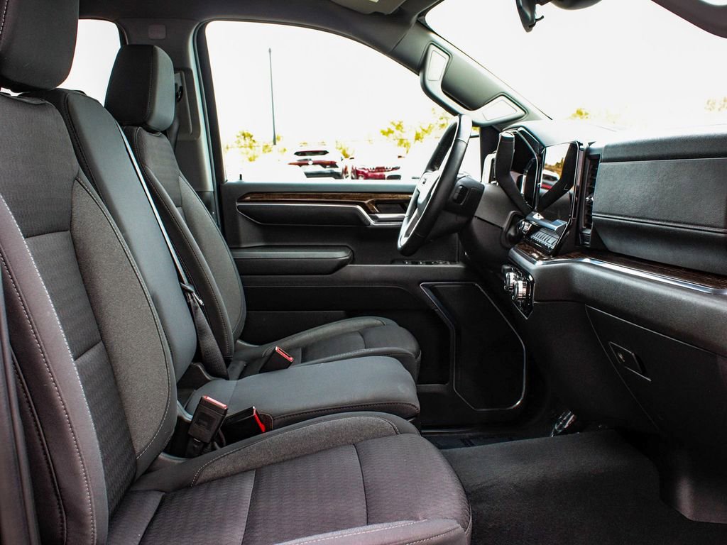 Used 2023 GMC Sierra 1500 Elevation image 38