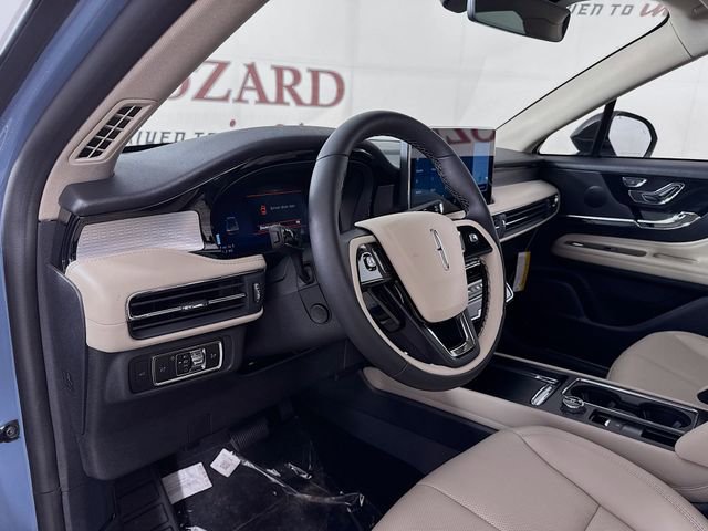 New 2026 Lincoln Corsair Premiere image 9