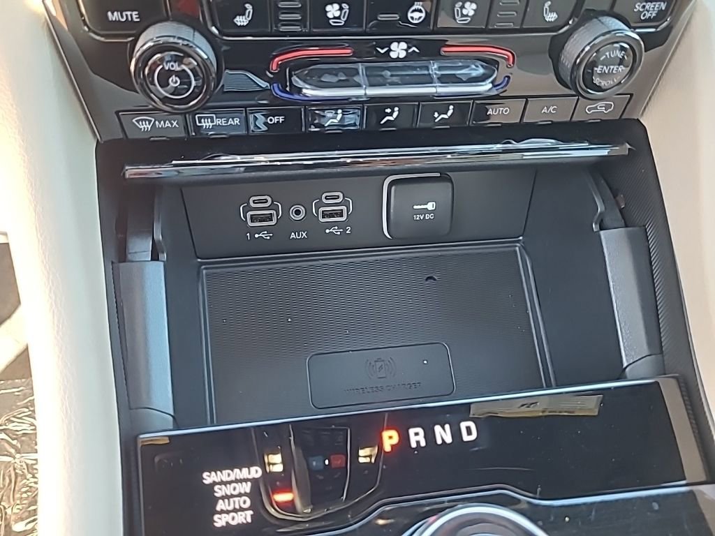 New 2025 Jeep Grand Cherokee Limited w/ Luxury Tech Group II image 29