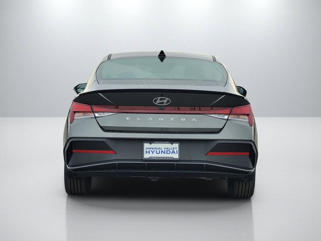 New 2026 Hyundai Elantra Sport image 5