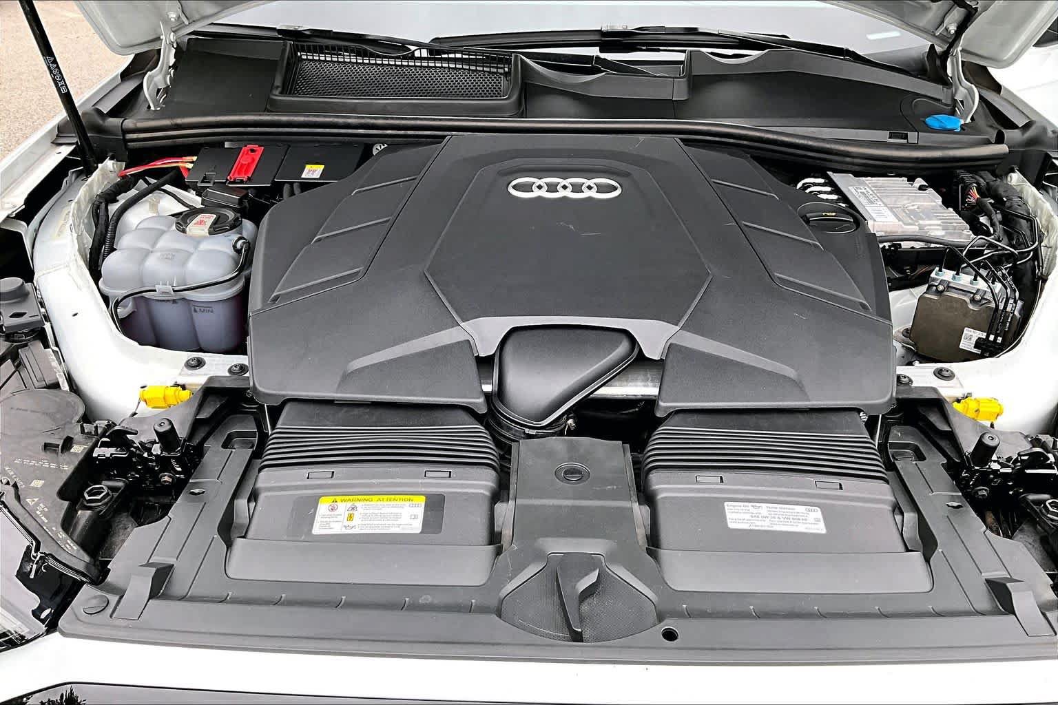 Used 2021 Audi Q7 3.0T Prestige AWD/4WD image 34