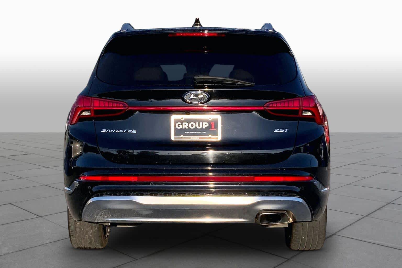 Used 2022 Hyundai Santa Fe Calligraphy w/ Cargo Package FWD image 5
