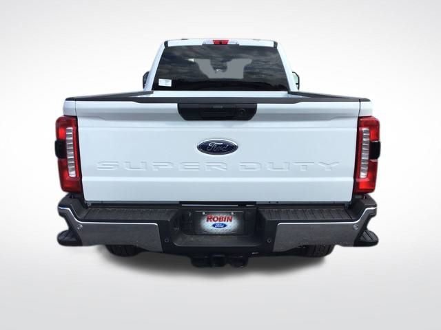 New 2025 Ford F250 XLT w/ 360-Degree Camera Package image 4