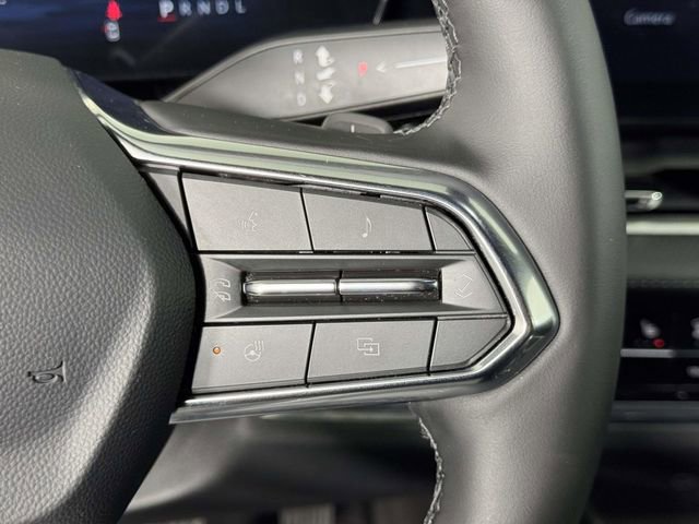 Used 2026 Chevrolet Equinox LT AWD/4WD image 23