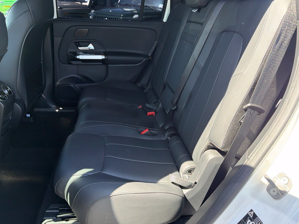 Certified 2023 Mercedes-Benz EQB 300 4MATIC w/ Exclusive Package image 32