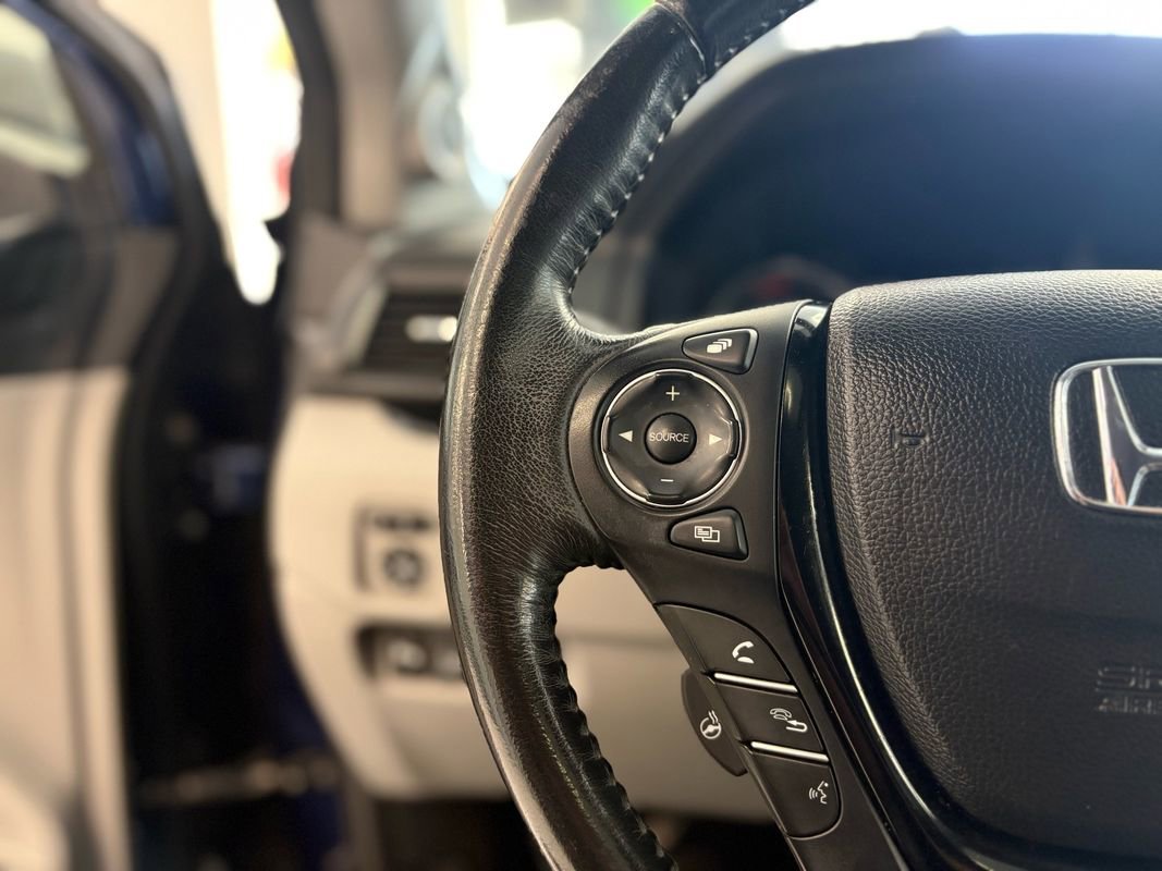 Used 2017 Honda Pilot Elite image 19