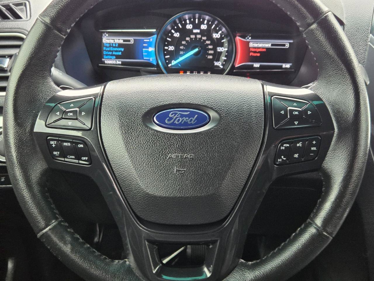 Used 2017 Ford Explorer XLT w/ Equipment Group 202A FWD image 30
