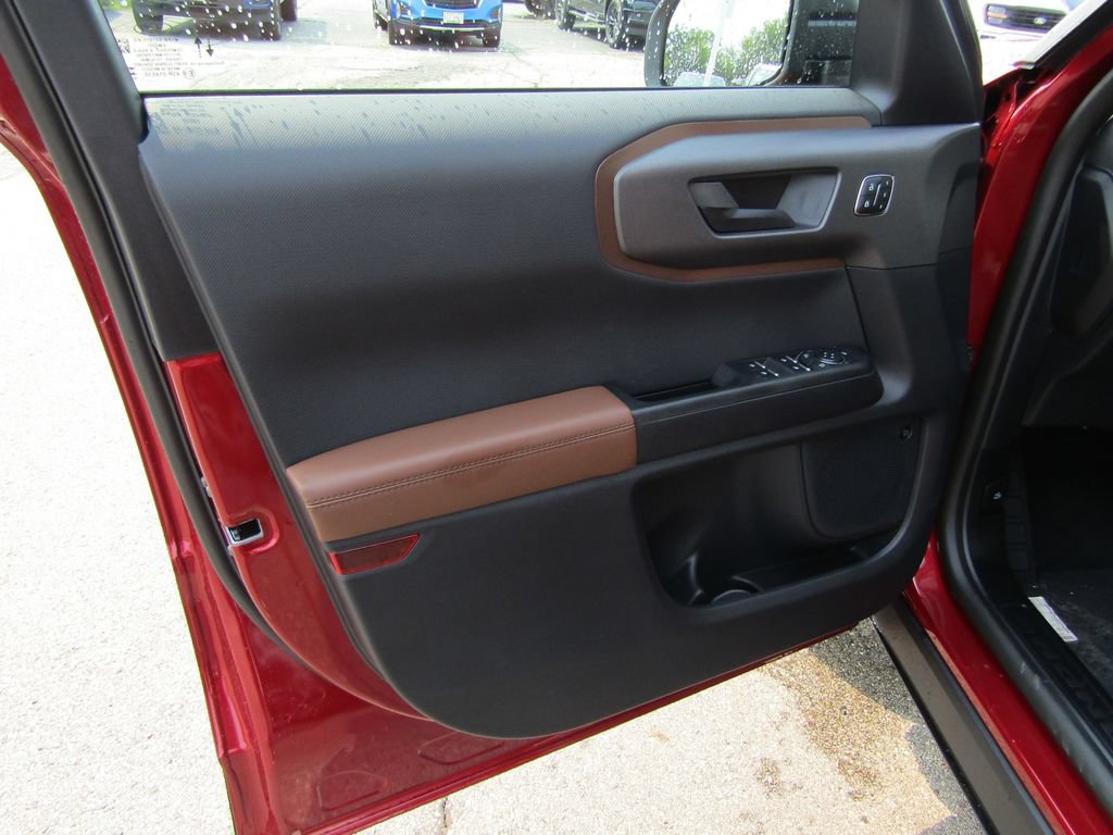 New 2026 Ford Bronco Sport Outer Banks w/ Outer Banks Tech Package+ AWD/4WD image 20