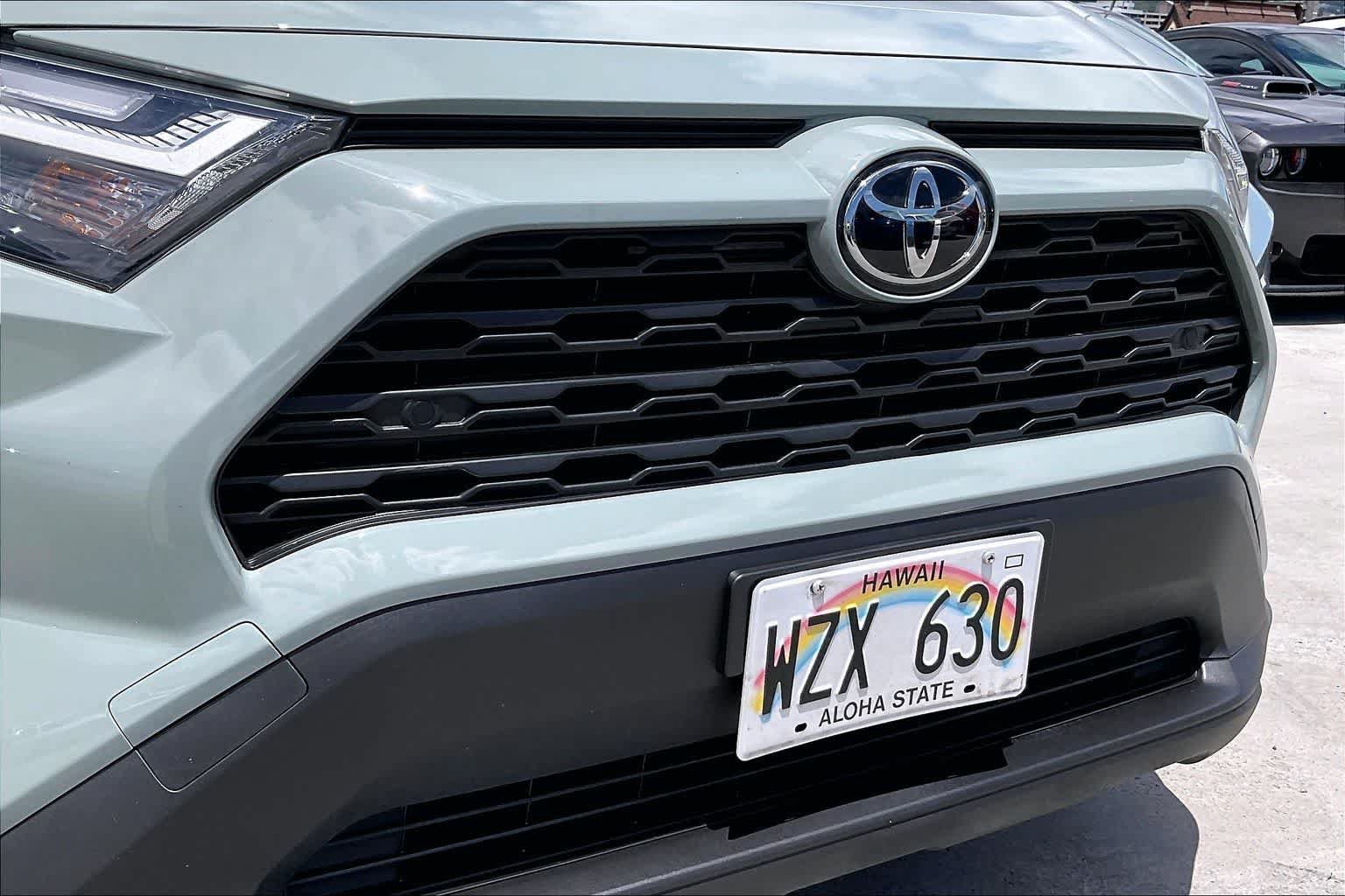 Used 2024 Toyota RAV4 XLE Premium AWD/4WD image 33