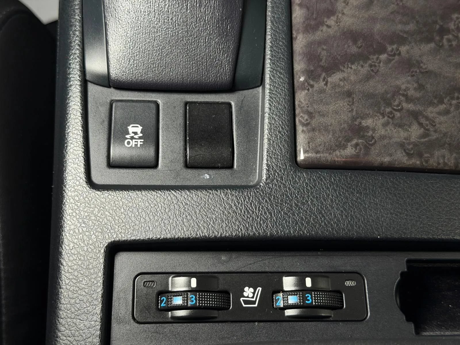 Used 2014 Lexus RX 350 FWD w/ Navigation Package image 35