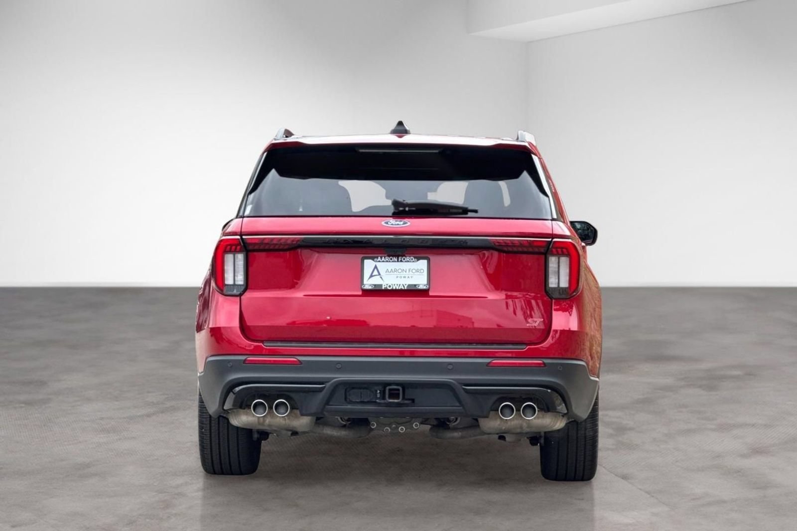 Used 2025 Ford Explorer ST w/ Sun And Sound Package AWD/4WD image 4
