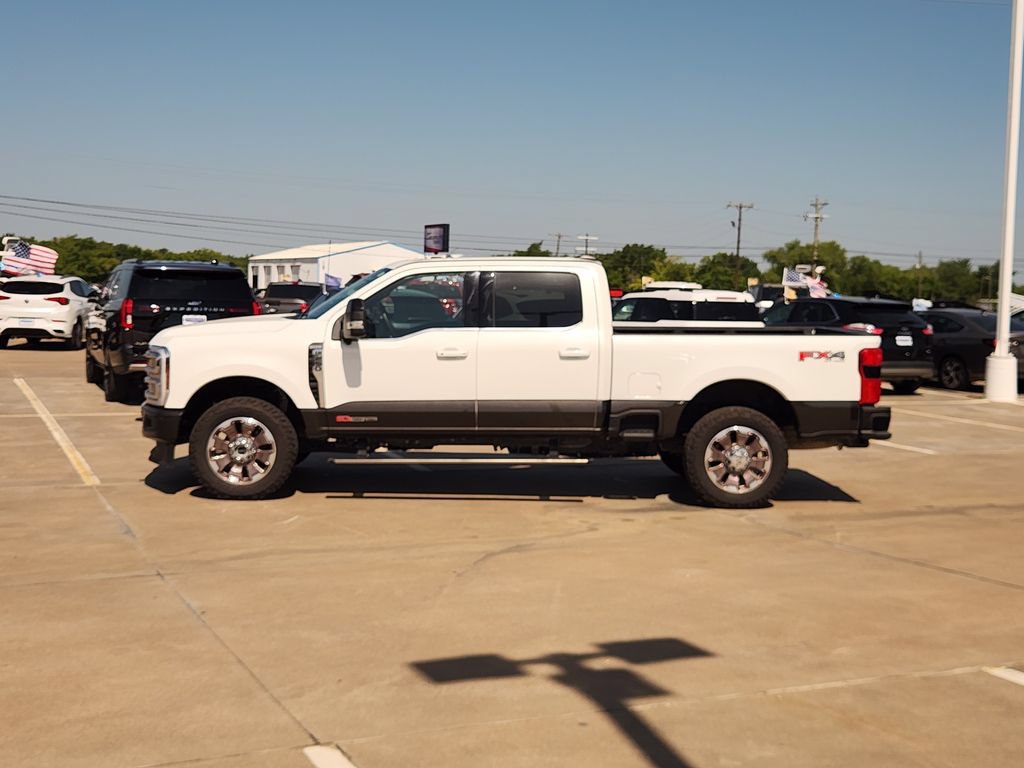 Certified 2025 Ford F250 King Ranch AWD/4WD image 4