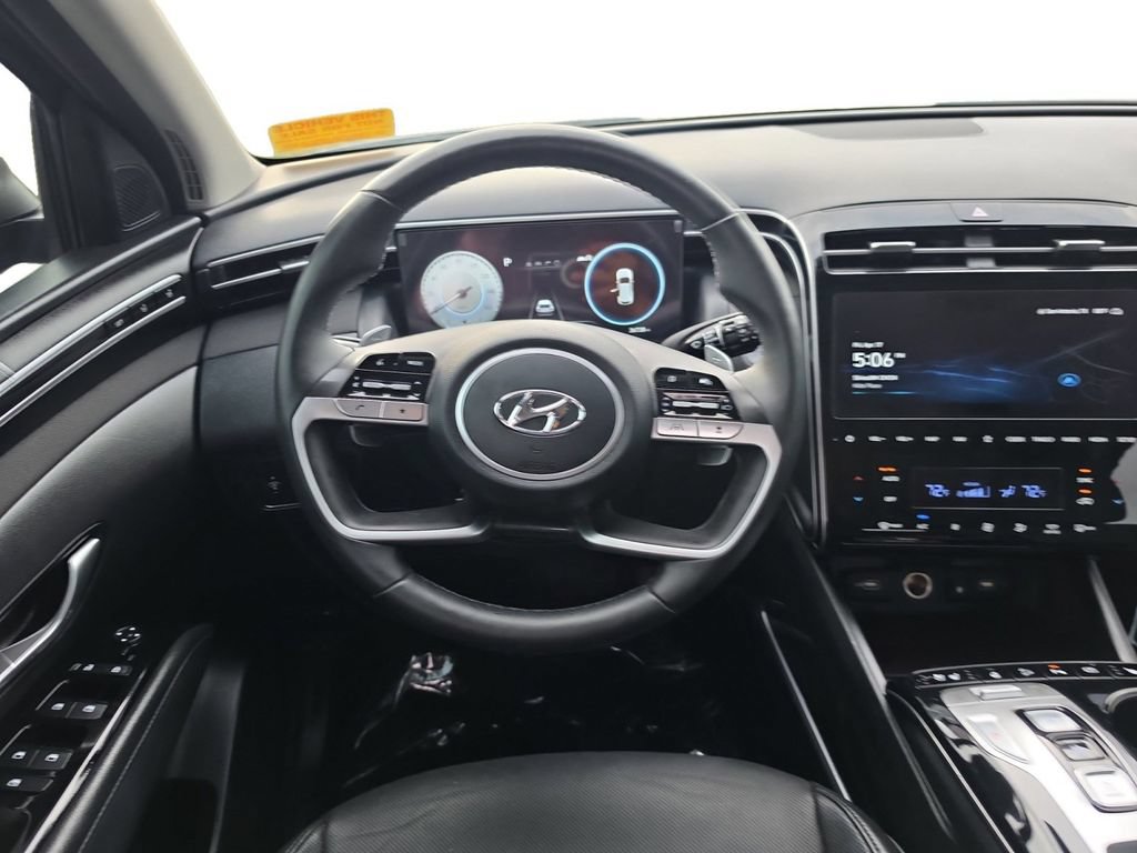 Used 2023 Hyundai Tucson Limited AWD/4WD image 12