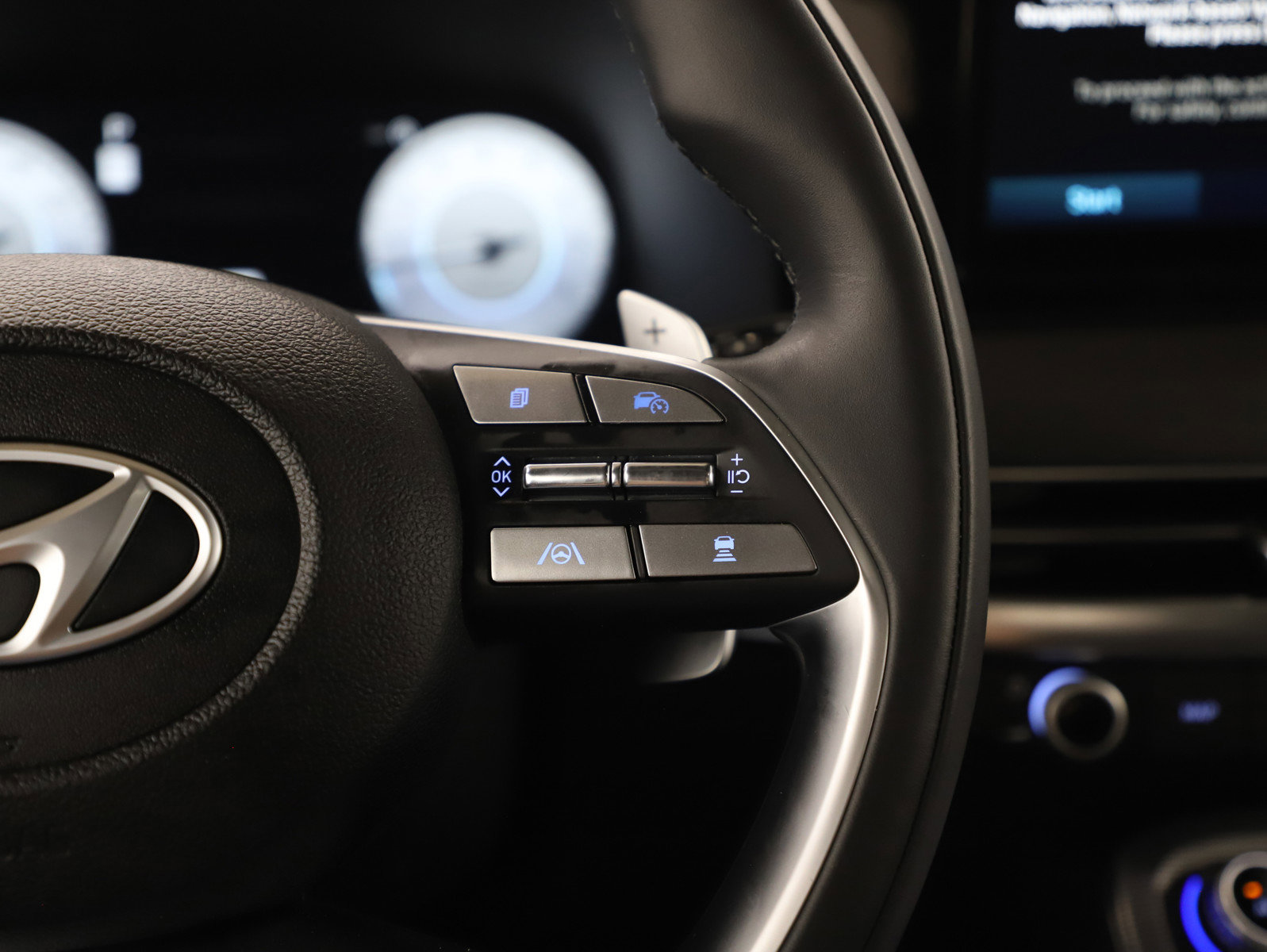 Used 2024 Hyundai Palisade Calligraphy image 29