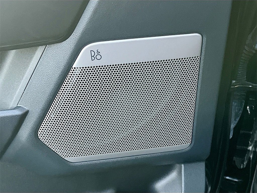 Used 2023 Ford F150 Lariat w/ Equipment Group 502A High image 19