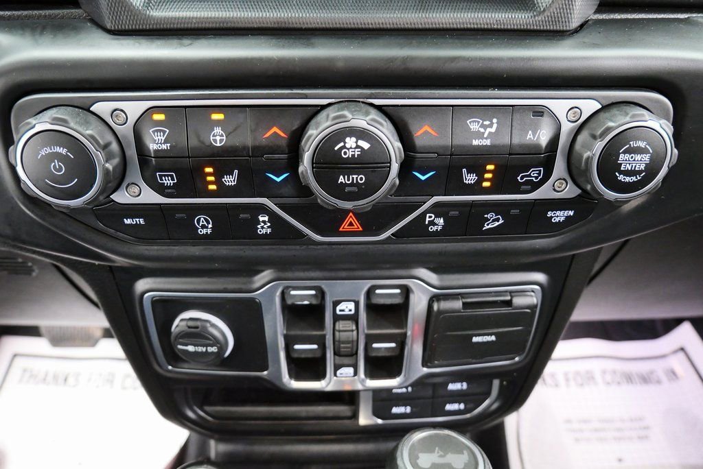 Used 2020 Jeep Wrangler Unlimited Sahara w/ Dual Top Group image 25