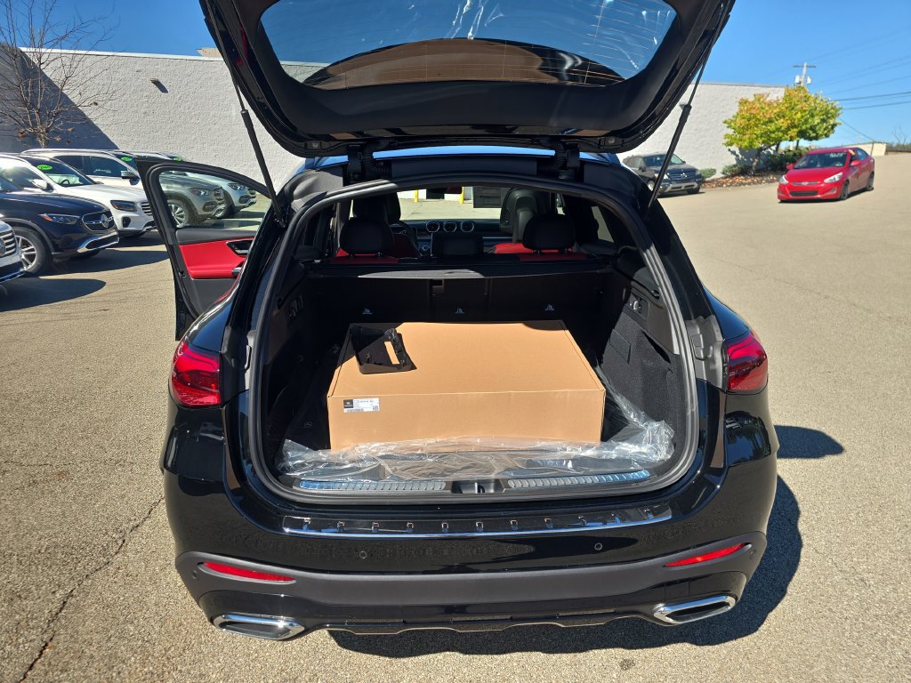 New 2027 Mercedes-Benz GLC 300 4MATIC image 23