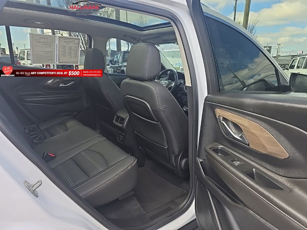 Used 2023 GMC Terrain Denali w/ Denali Premium Package image 20