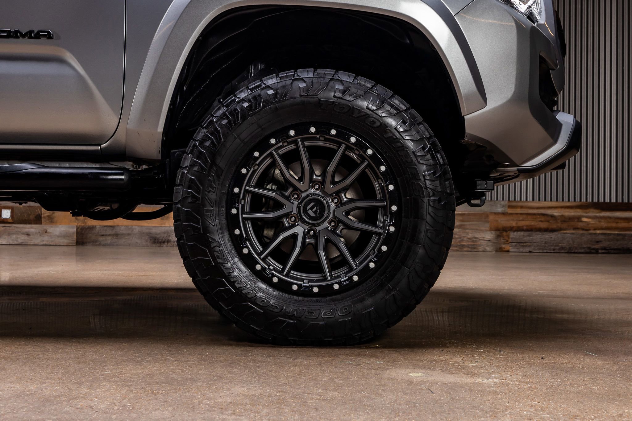 Used 2021 Toyota Tacoma SR5 RWD image 11