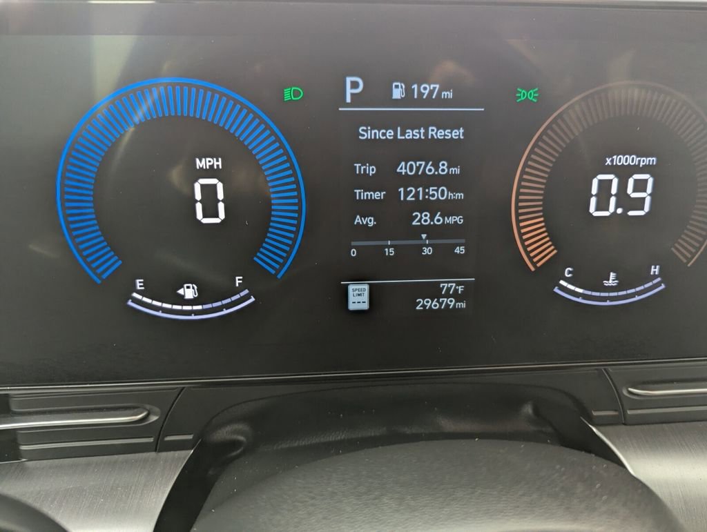 Used 2024 Hyundai Kona SEL image 17