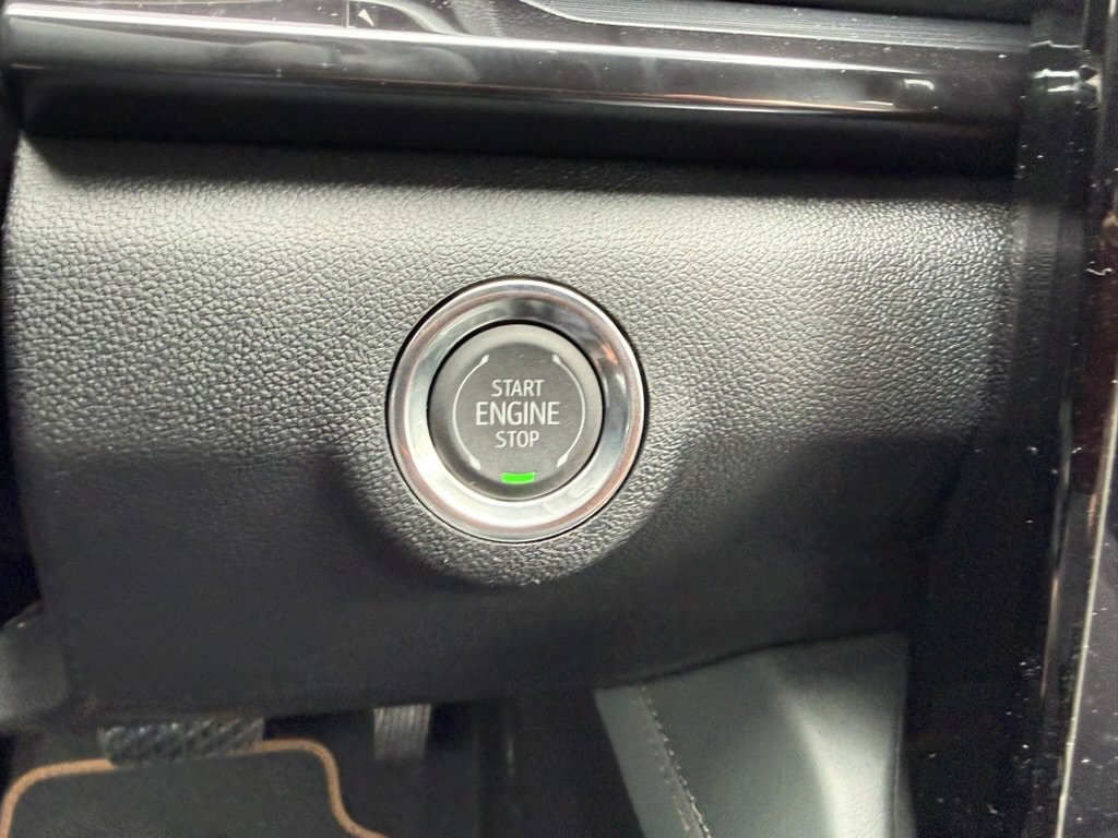 New 2026 GMC Terrain AT4 w/ Convenience Package III image 17