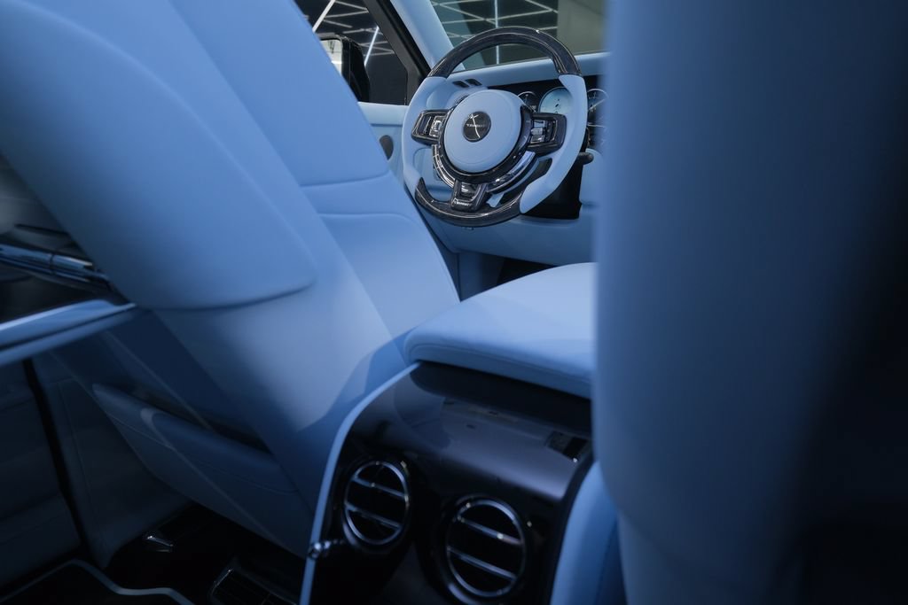 Used 2026 Rolls-Royce Phantom Sedan RWD image 78