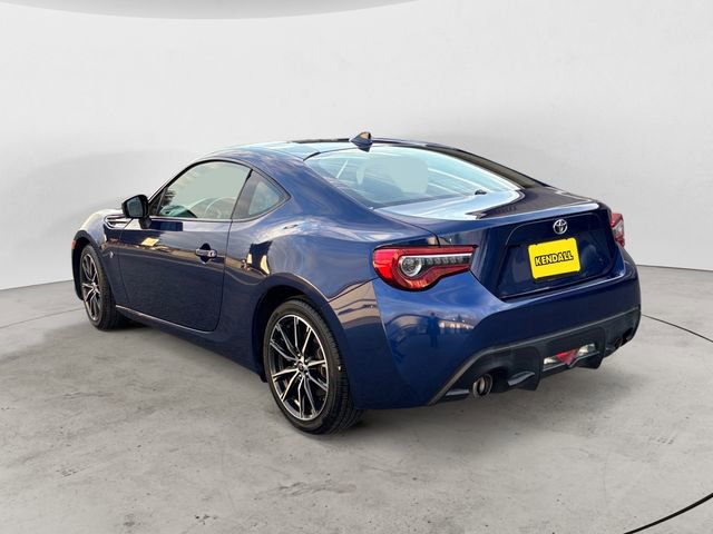 Used 2018 Toyota 86 image 3