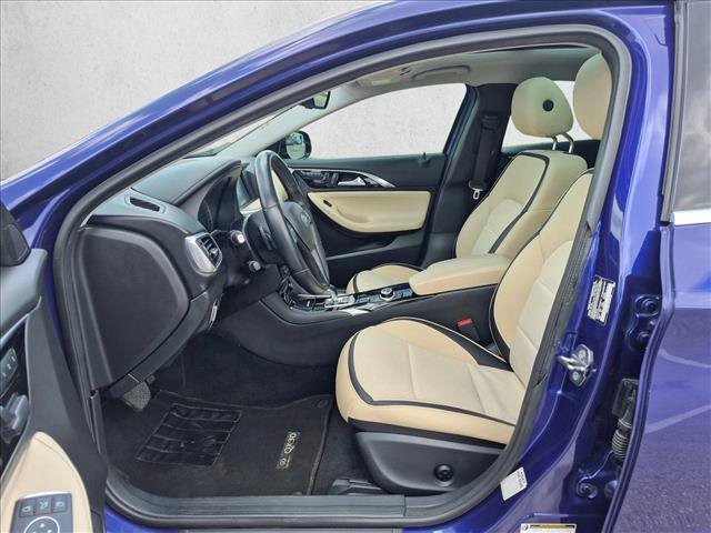 Used 2019 INFINITI QX30 FWD image 16