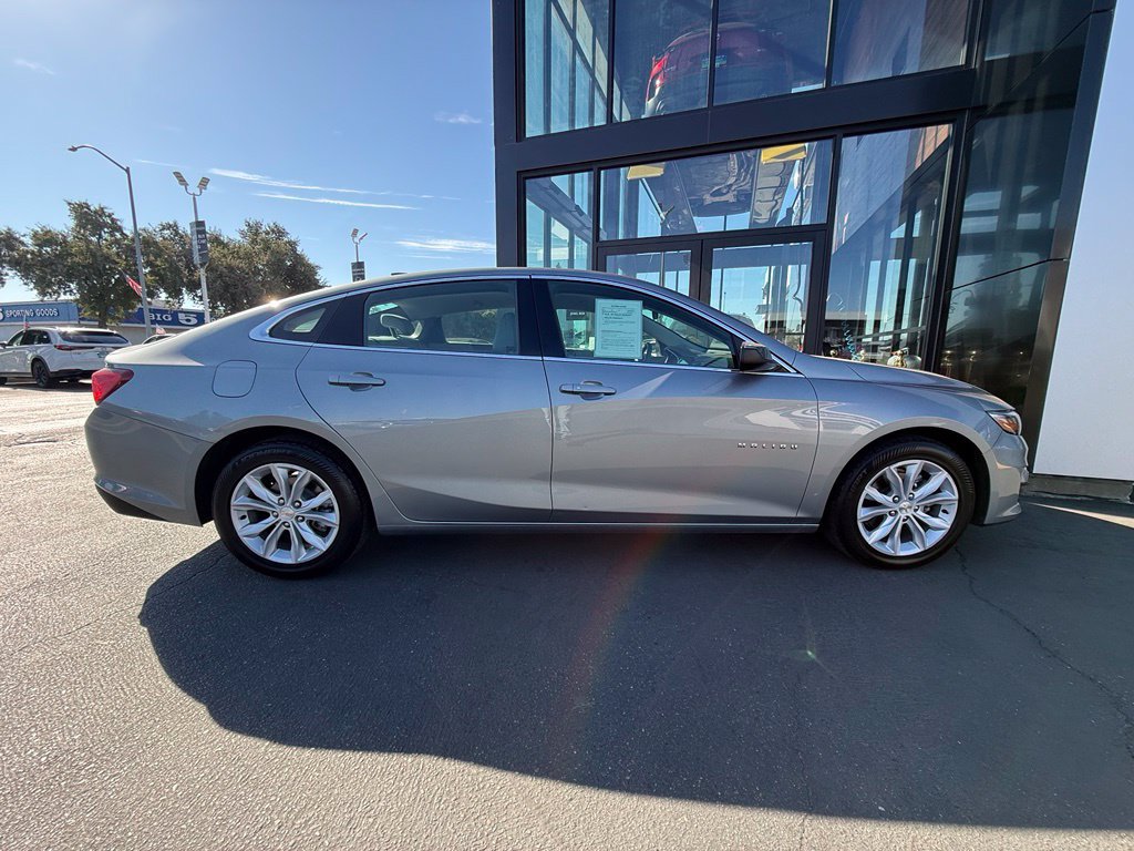 Used 2024 Chevrolet Malibu LT FWD image 14