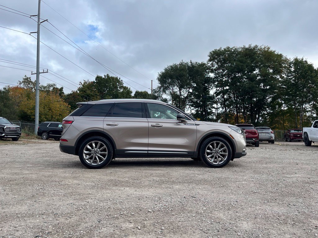 Used 2020 Lincoln Corsair AWD w/ Premium Package image 6