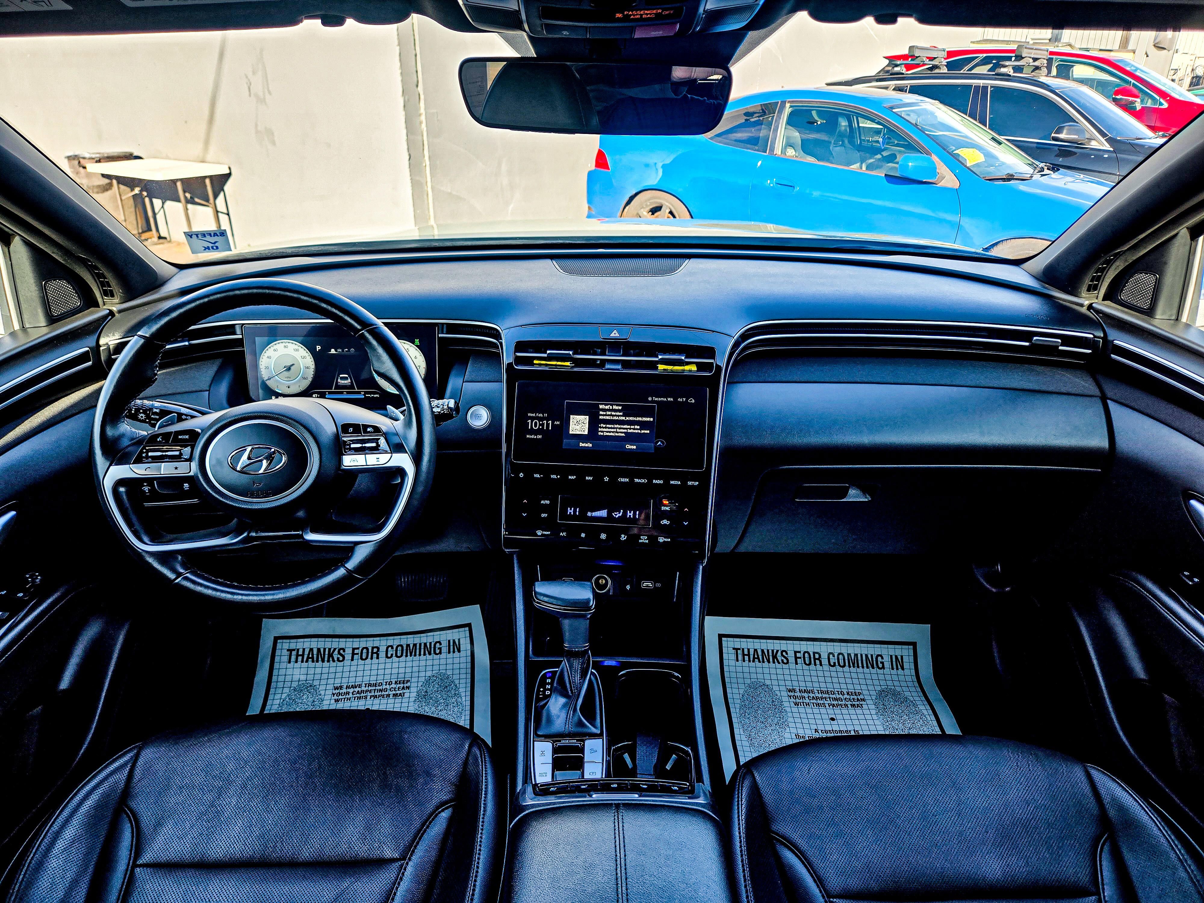 Used 2023 Hyundai Santa Cruz Limited image 16