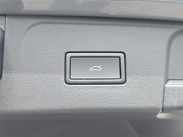 New 2026 Volkswagen Atlas SE image 29