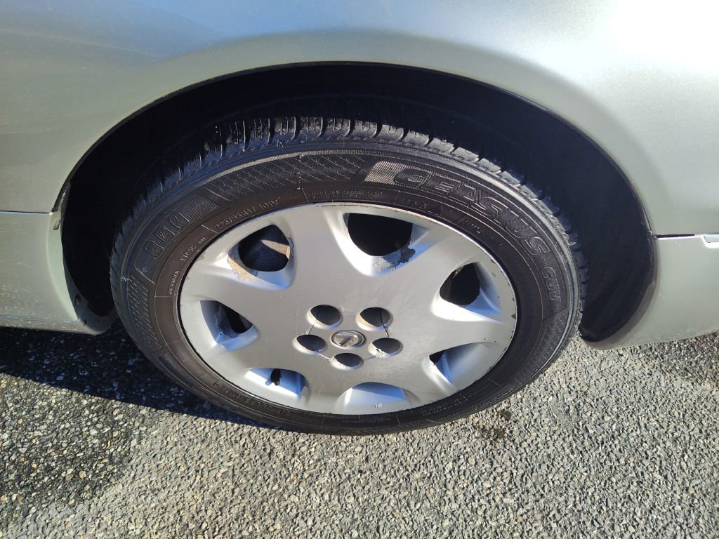 Used 2003 Lexus LS 430 RWD image 17