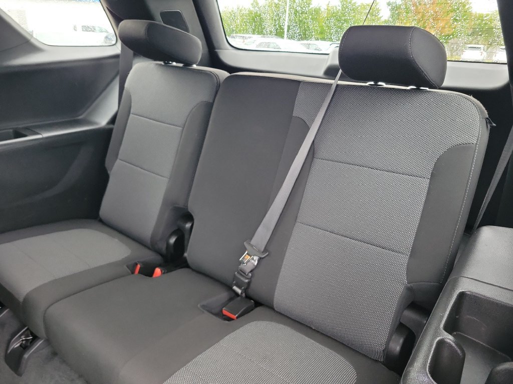 Used 2023 Chevrolet Traverse LT AWD/4WD image 28