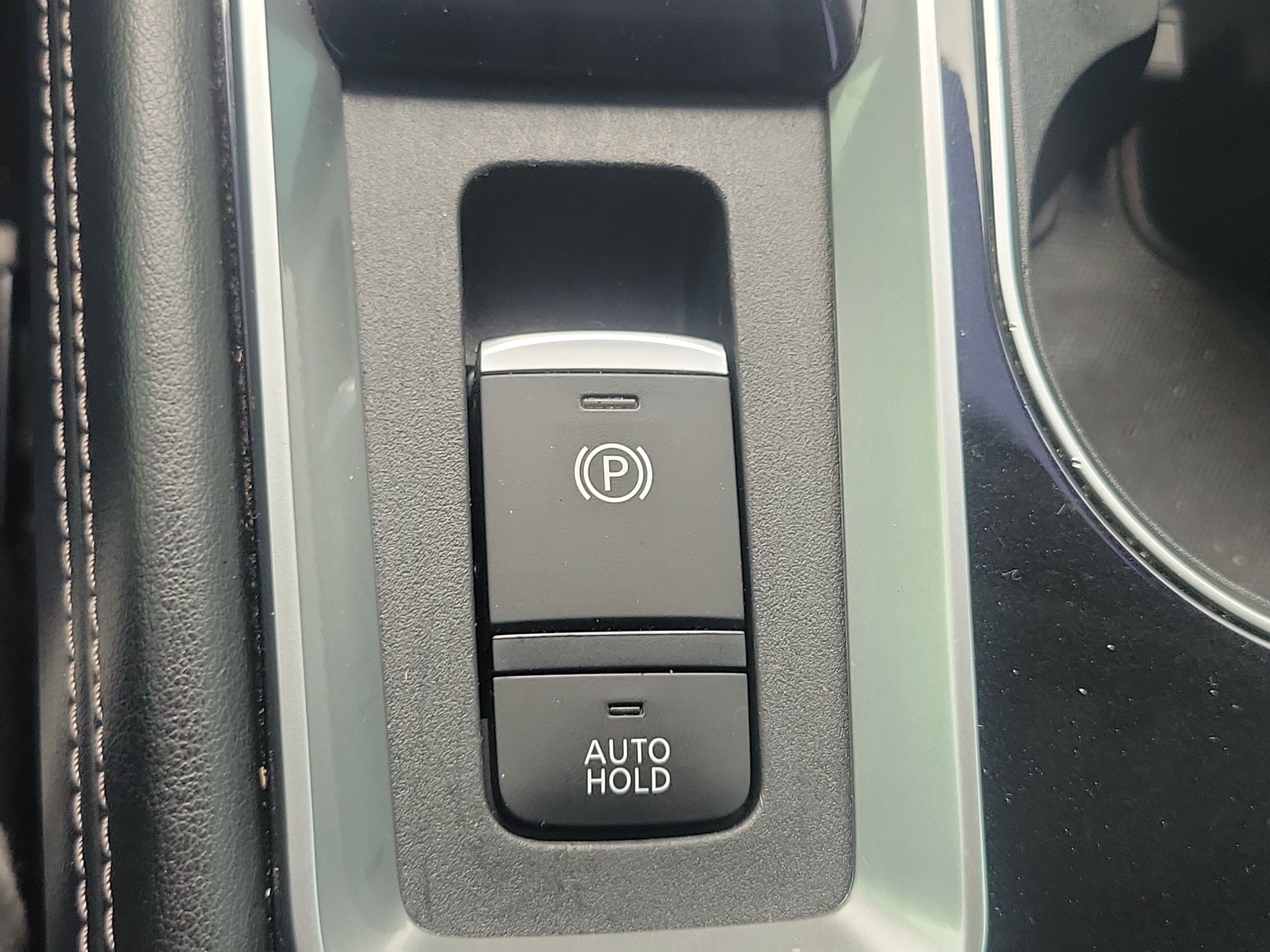 Used 2020 Nissan Altima 2.5 Platinum FWD image 23