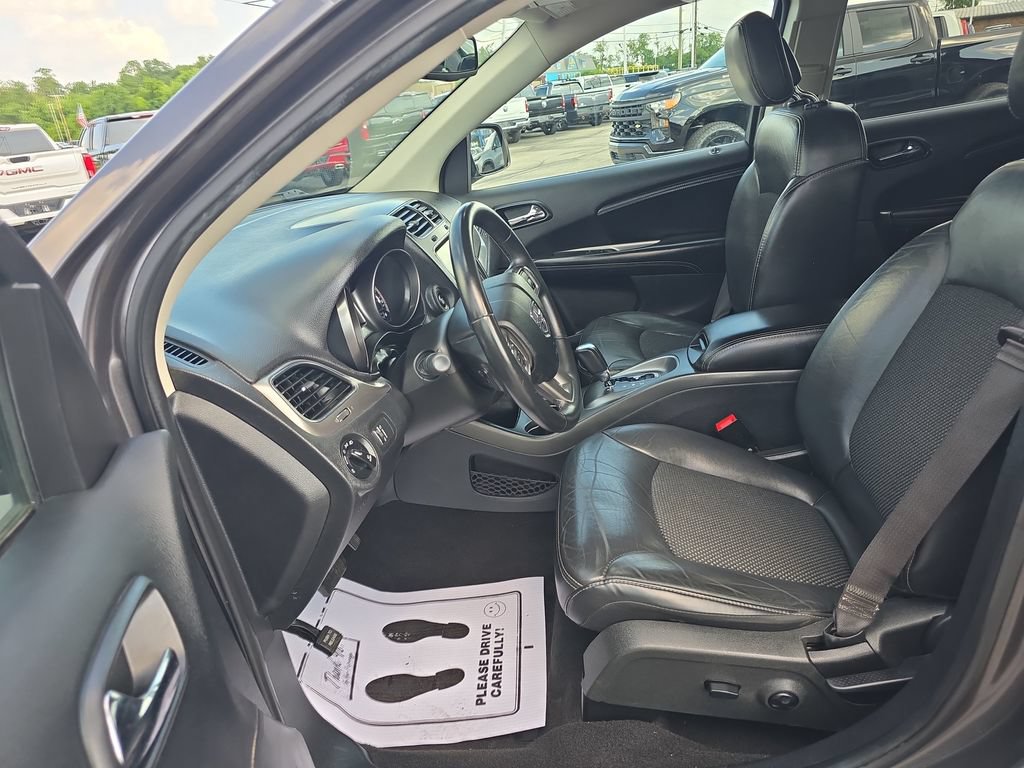 Used 2019 Dodge Journey Crossroad AWD/4WD image 22