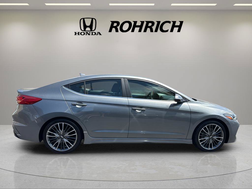 Used 2017 Hyundai Elantra Sport FWD image 5
