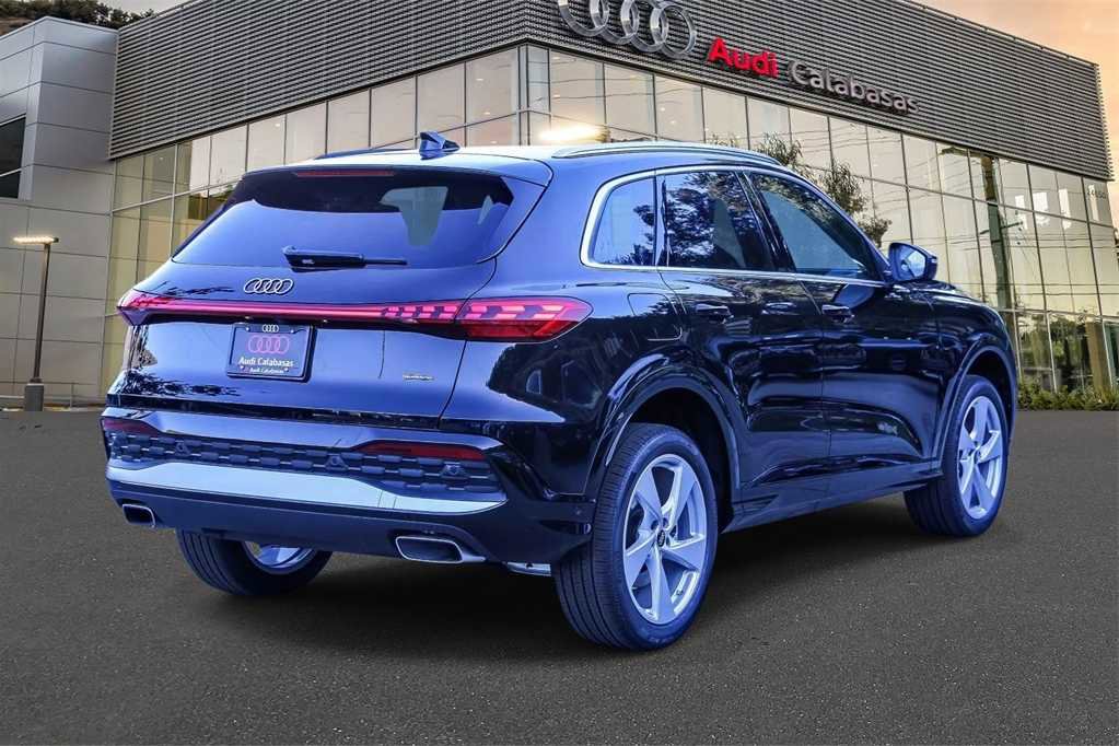 New 2025 Audi Q5 Premium Plus image 4