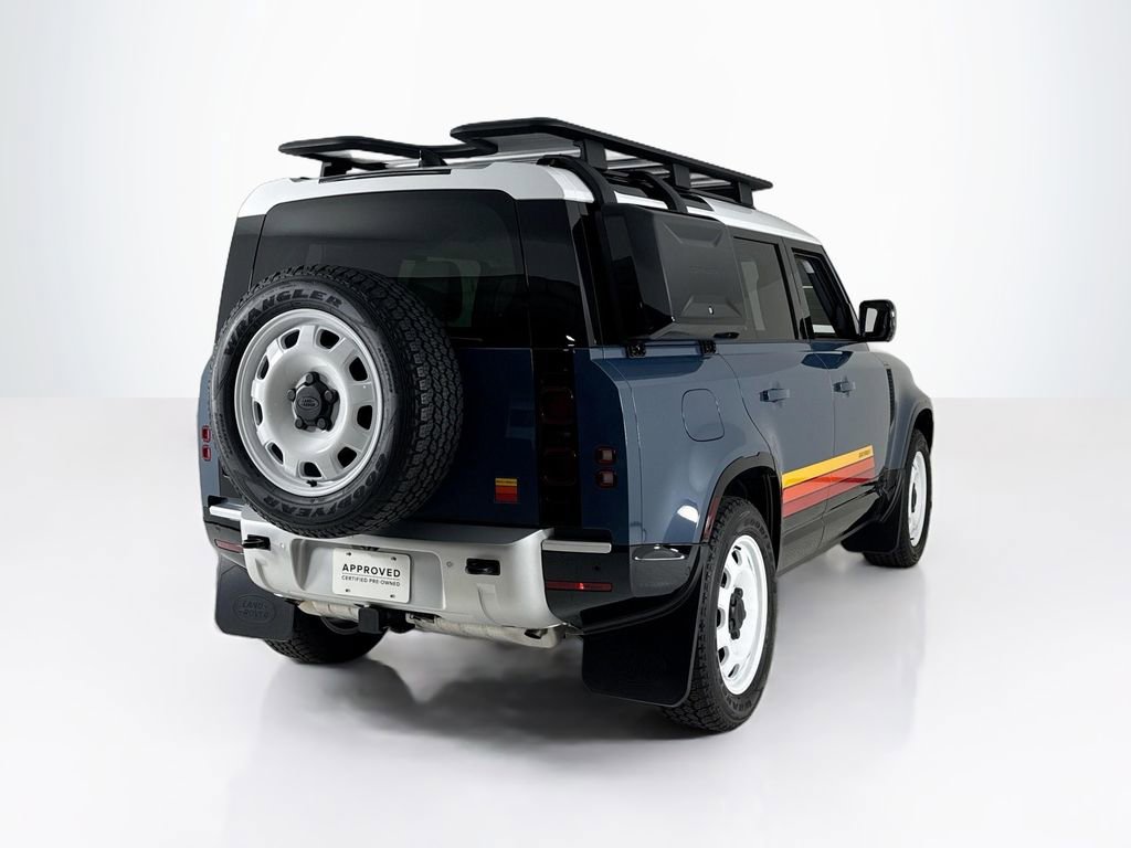 Used 2025 Land Rover Defender 110 S image 5