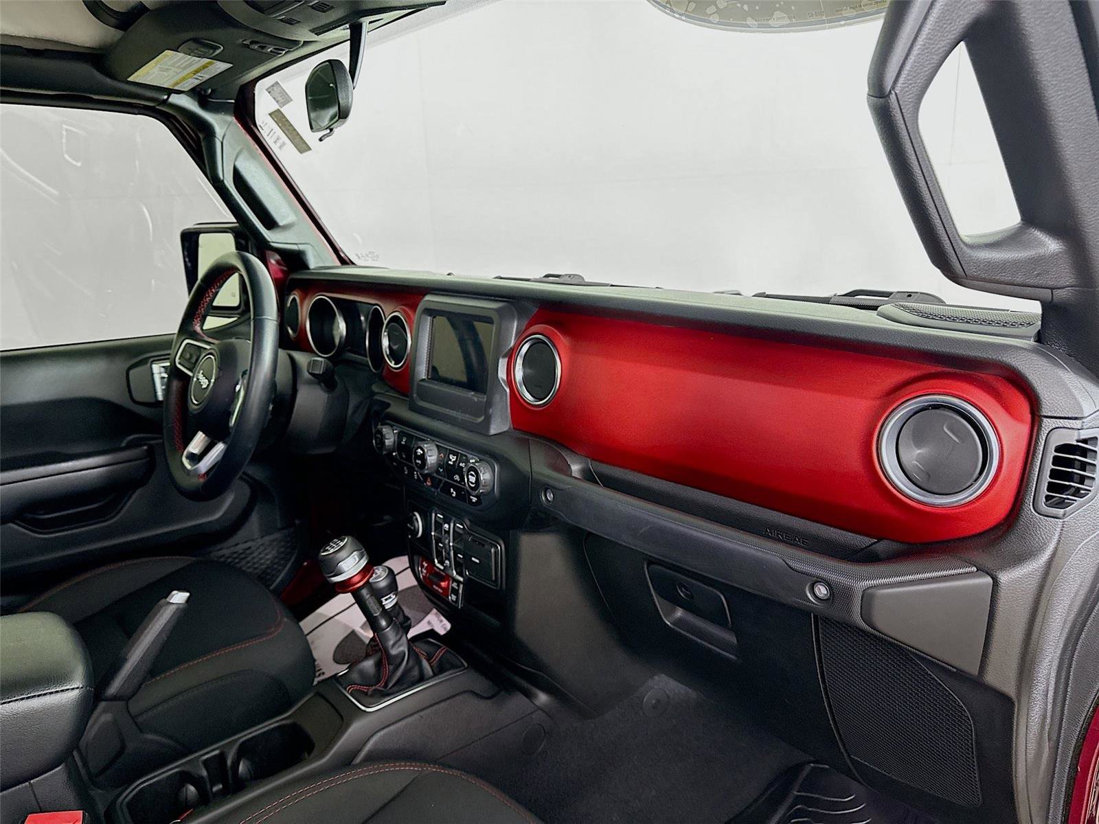 Used 2021 Jeep Gladiator Rubicon w/ Safety Group image 28