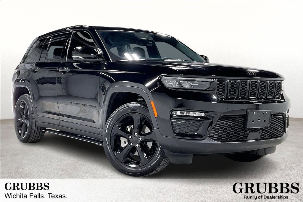 Used 2025 Jeep Grand Cherokee Limited w/ Black Appearance Package